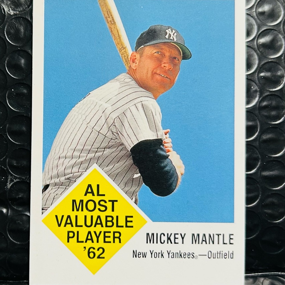MICKEY MANTLE FLEER 1963 YANKEES BASEBALL #96 NOVELTY CARD. CARD isa BEAUTY &Mt!